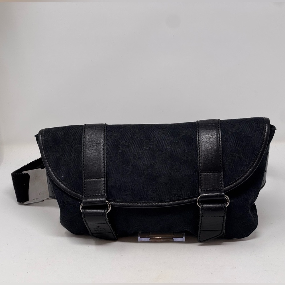 💯Authentic GUCCI GG Black Canvas Belt Bag